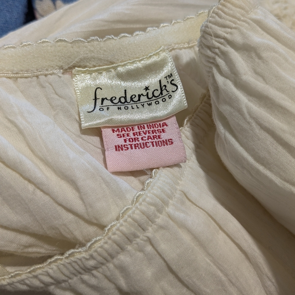 Vintage Frederick's Of Hollywood Tiered Lace Slip Skirt XS Ivory - Picture 16 of 16